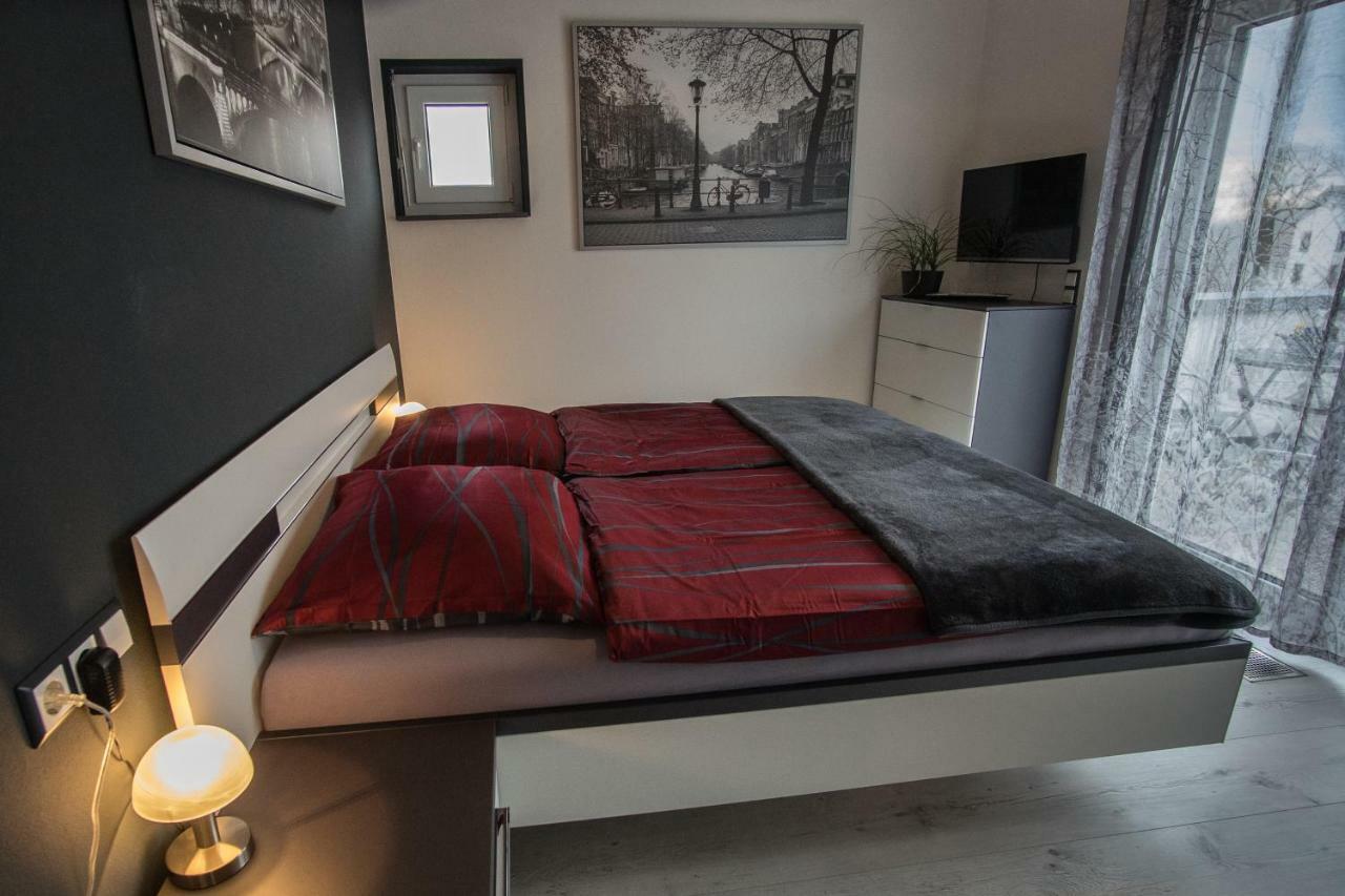 Bodensee-Fewo Modernes & Top-Ausgestattetes Appartement Incl Netflix, Fahrradgarage อูลดิงเงน มึลโฮเฟิน ภายนอก รูปภาพ