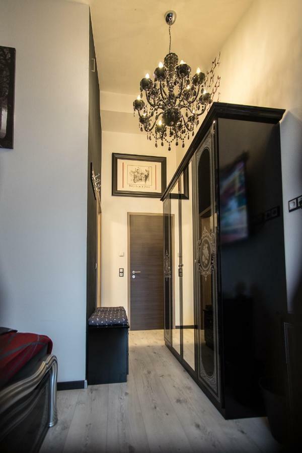 Bodensee-Fewo Modernes & Top-Ausgestattetes Appartement Incl Netflix, Fahrradgarage อูลดิงเงน มึลโฮเฟิน ภายนอก รูปภาพ