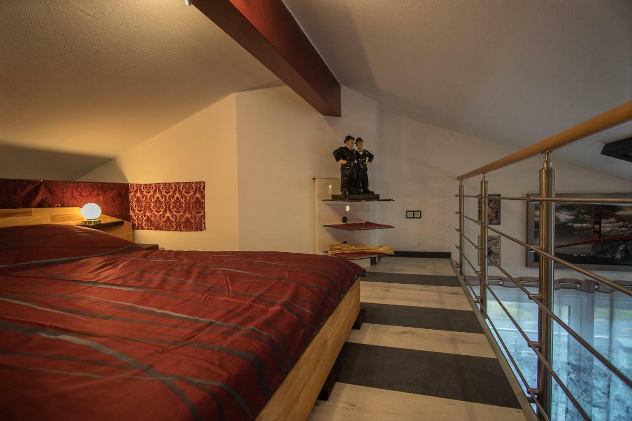 Bodensee-Fewo Modernes & Top-Ausgestattetes Appartement Incl Netflix, Fahrradgarage อูลดิงเงน มึลโฮเฟิน ภายนอก รูปภาพ