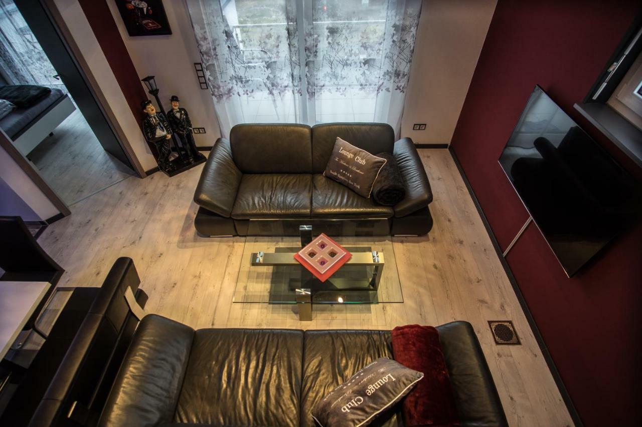 Bodensee-Fewo Modernes & Top-Ausgestattetes Appartement Incl Netflix, Fahrradgarage อูลดิงเงน มึลโฮเฟิน ภายนอก รูปภาพ