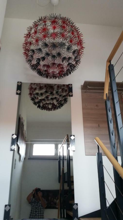 Bodensee-Fewo Modernes & Top-Ausgestattetes Appartement Incl Netflix, Fahrradgarage อูลดิงเงน มึลโฮเฟิน ภายนอก รูปภาพ