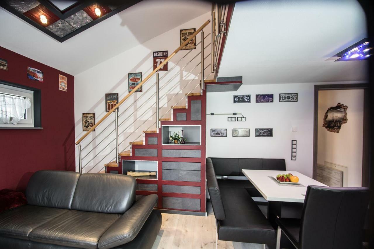 Bodensee-Fewo Modernes & Top-Ausgestattetes Appartement Incl Netflix, Fahrradgarage อูลดิงเงน มึลโฮเฟิน ภายนอก รูปภาพ